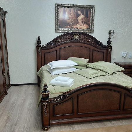 Hotel Keruen Taraz Esterno foto