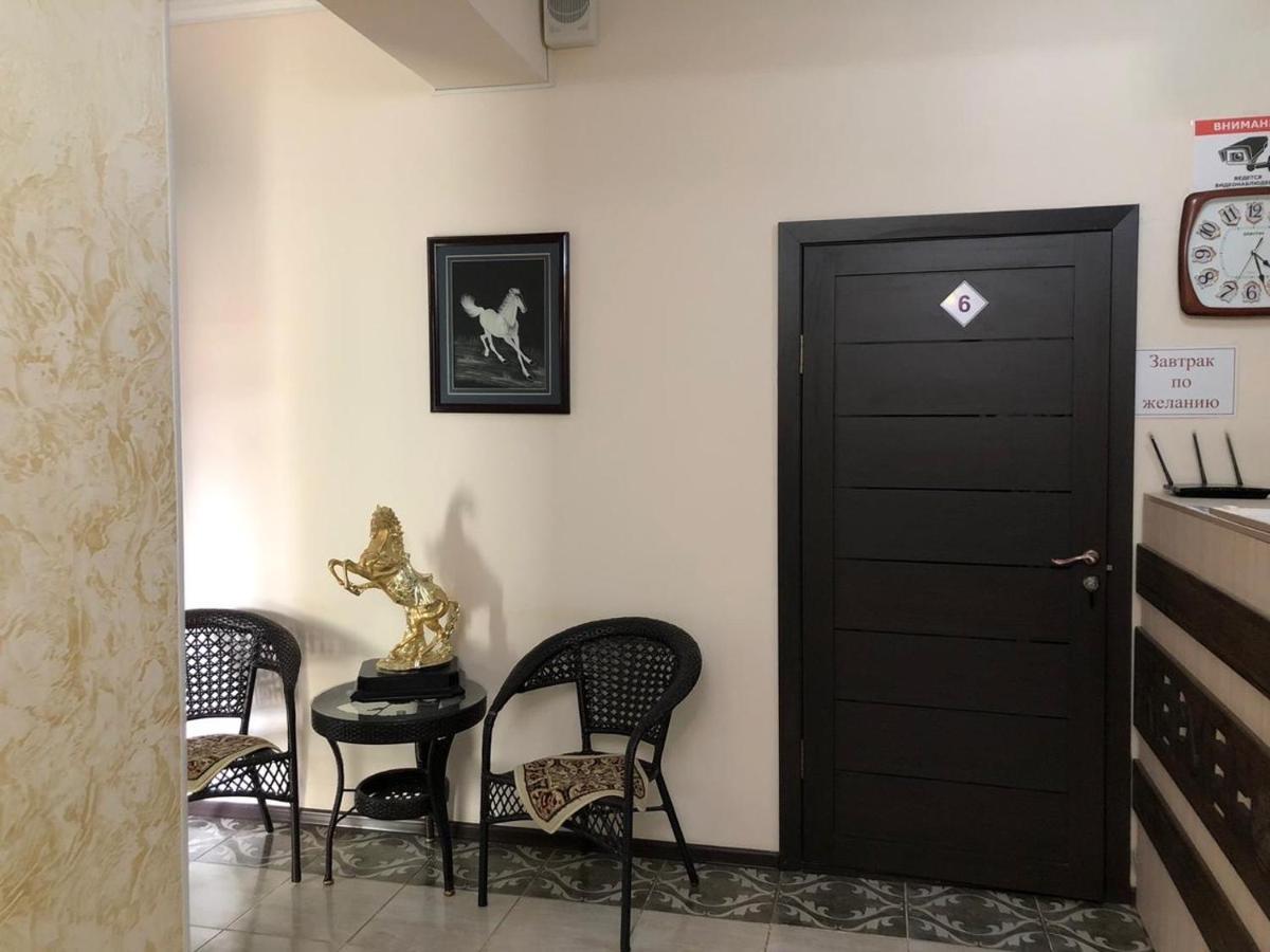 Hotel Keruen Taraz Esterno foto