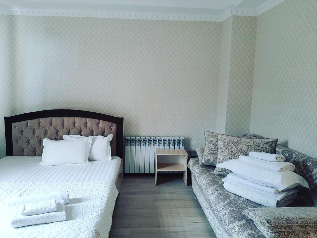 Hotel Keruen Taraz Esterno foto