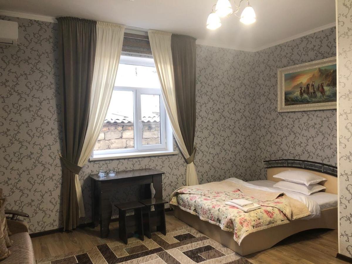 Hotel Keruen Taraz Esterno foto